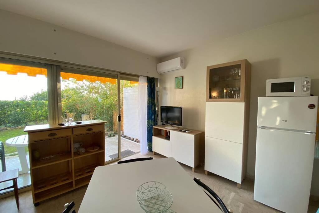 C037-Nice Studio With Garden And Parking - Near Beach Cannes Ngoại thất bức ảnh